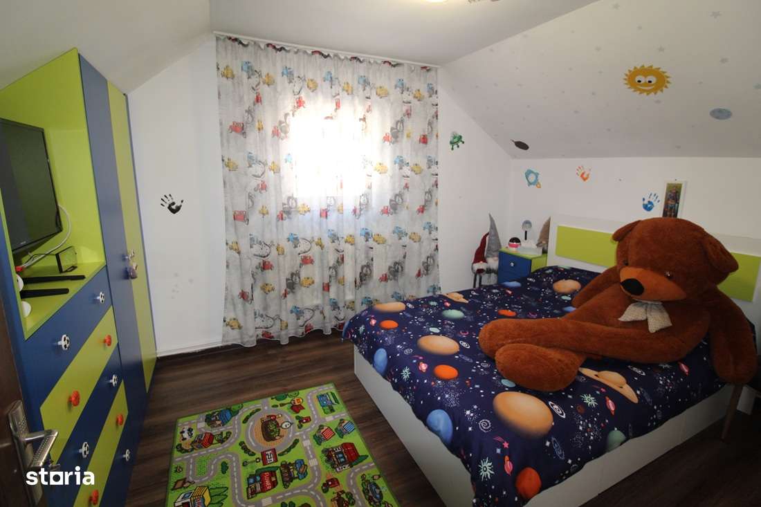 Vând casă Parter+Mansardă în Boș, la 8km de Hunedoara, teren 183mp-15