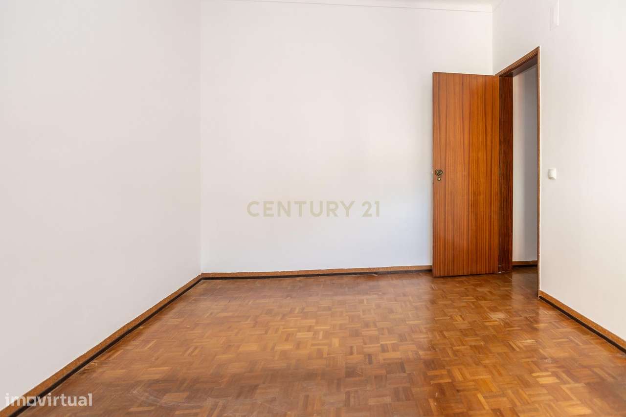 Apartamento T2+1 Quinta Alves da Silva-15