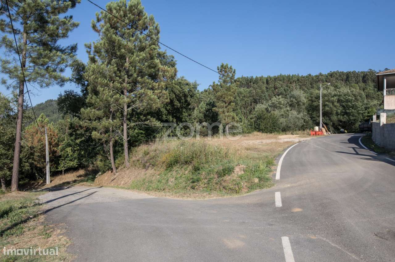 Terreno Urbano de 2433m2 - Grande imagem: 4/23