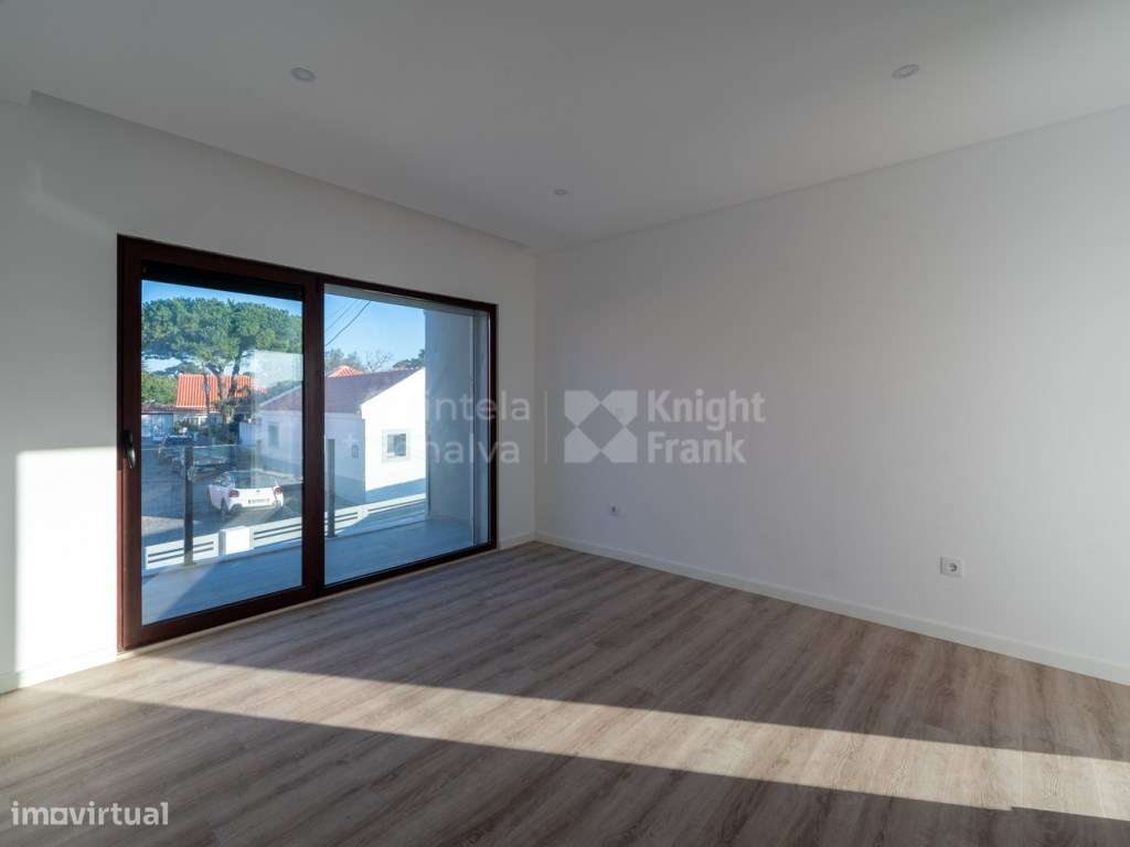 Moradia T4 com jardim, piscina e garagem em Birre-14