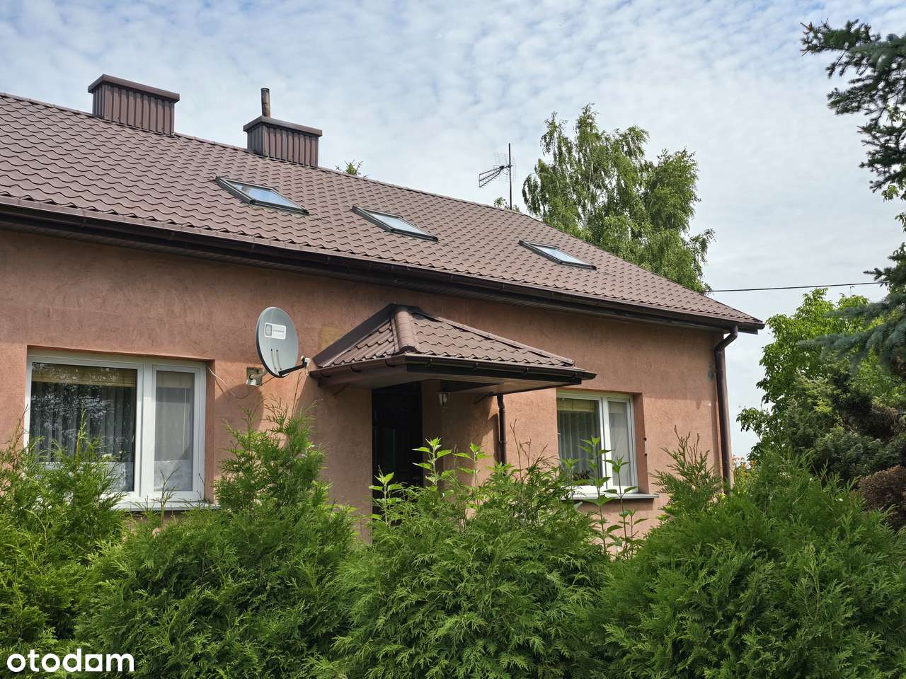 DOM wolnostojący pod Płockiem w Parzeniu-1