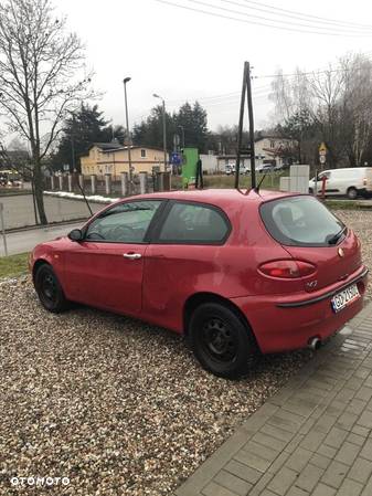 Alfa Romeo 147 - 3