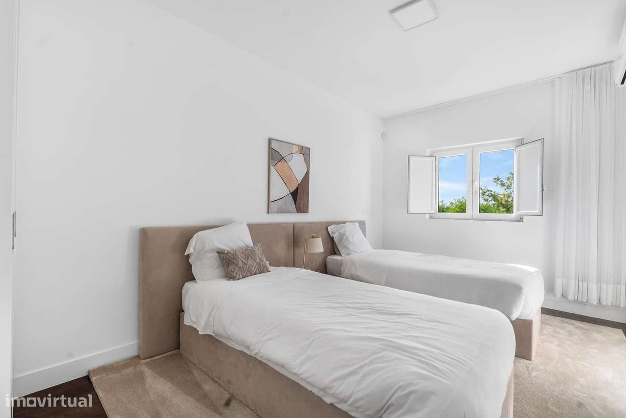 Apartamento T5 + 1 com piscina, Bairro da Martinha, Cascais-19