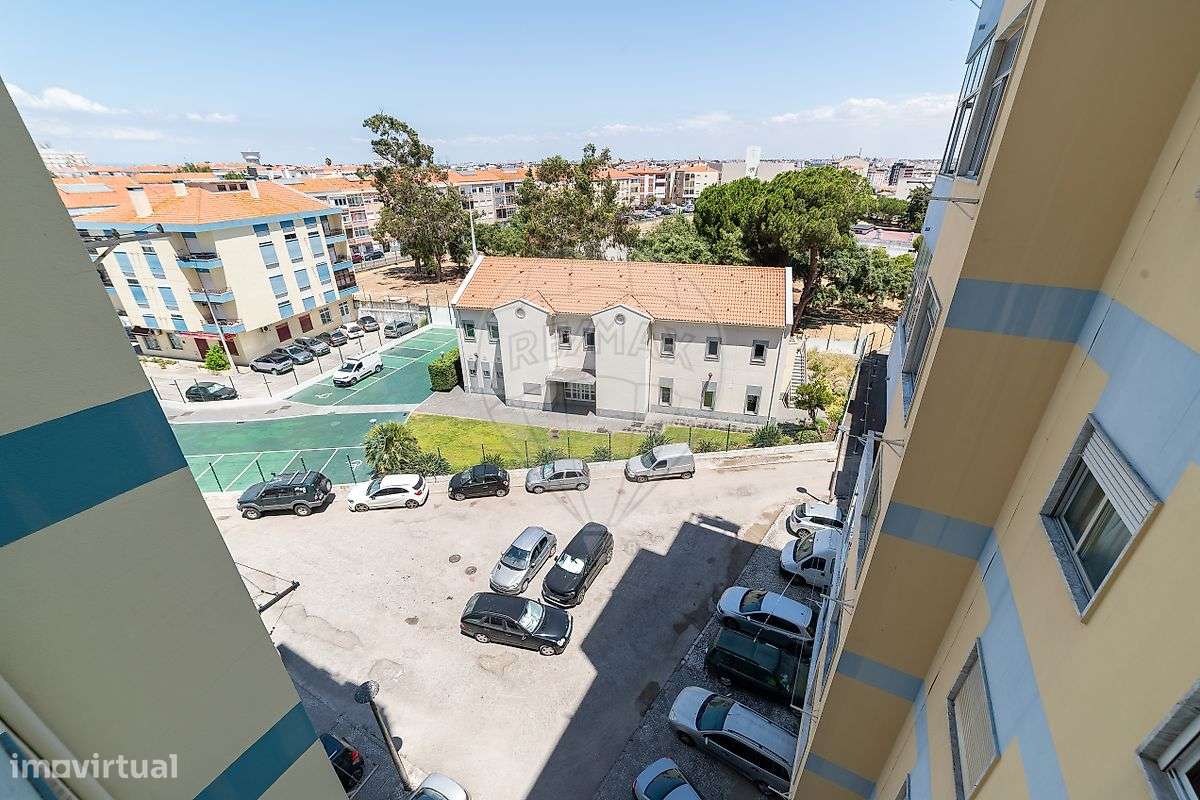Apartamento T2 para venda na Cruz de Pau, Amora.-19
