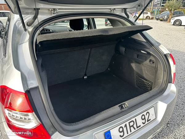 Citroën C4 1.6 e-HDi Exclusive J17 CMP6 - 26