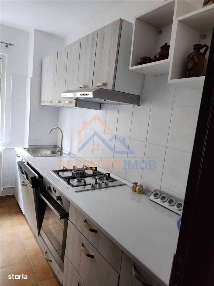 Vanzare apartament 3 camere, zona Berceni- Huedin-4