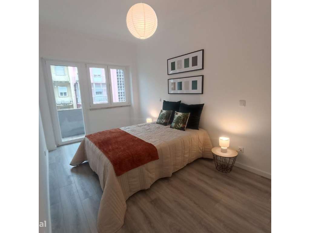 T3 em Benfica com varanda - Renovado-9