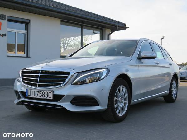 Mercedes-Benz Klasa C 180 T 7G-TRONIC Exclusive - 4