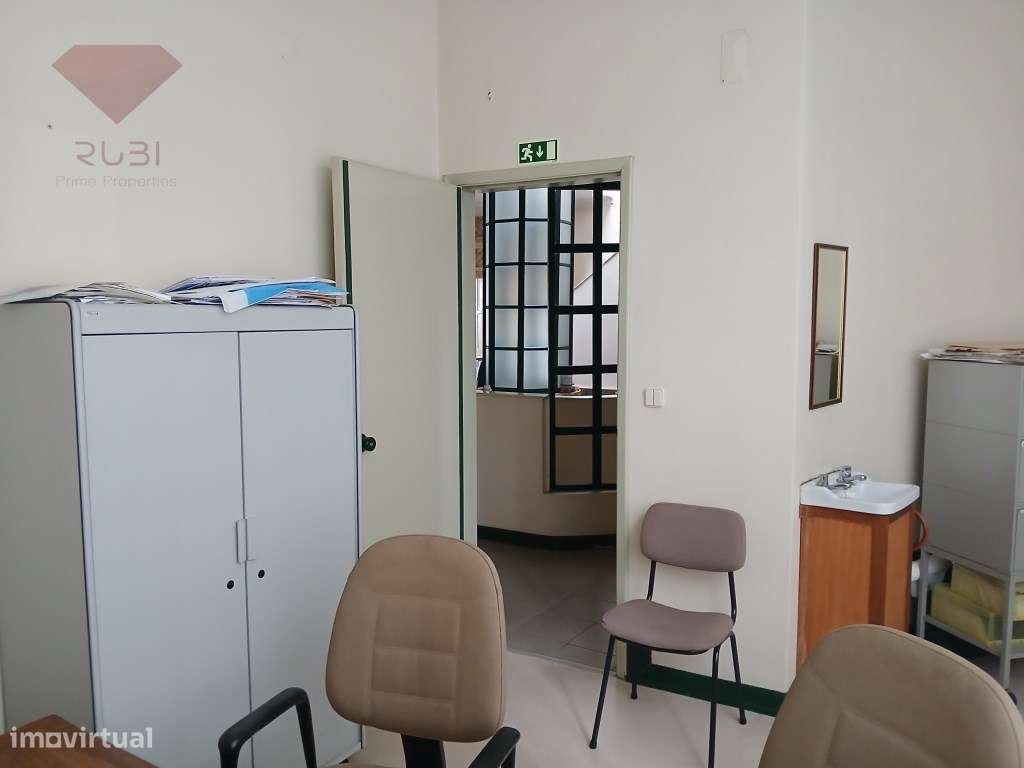 Edifício Comercial no Bairro do Salgado-13