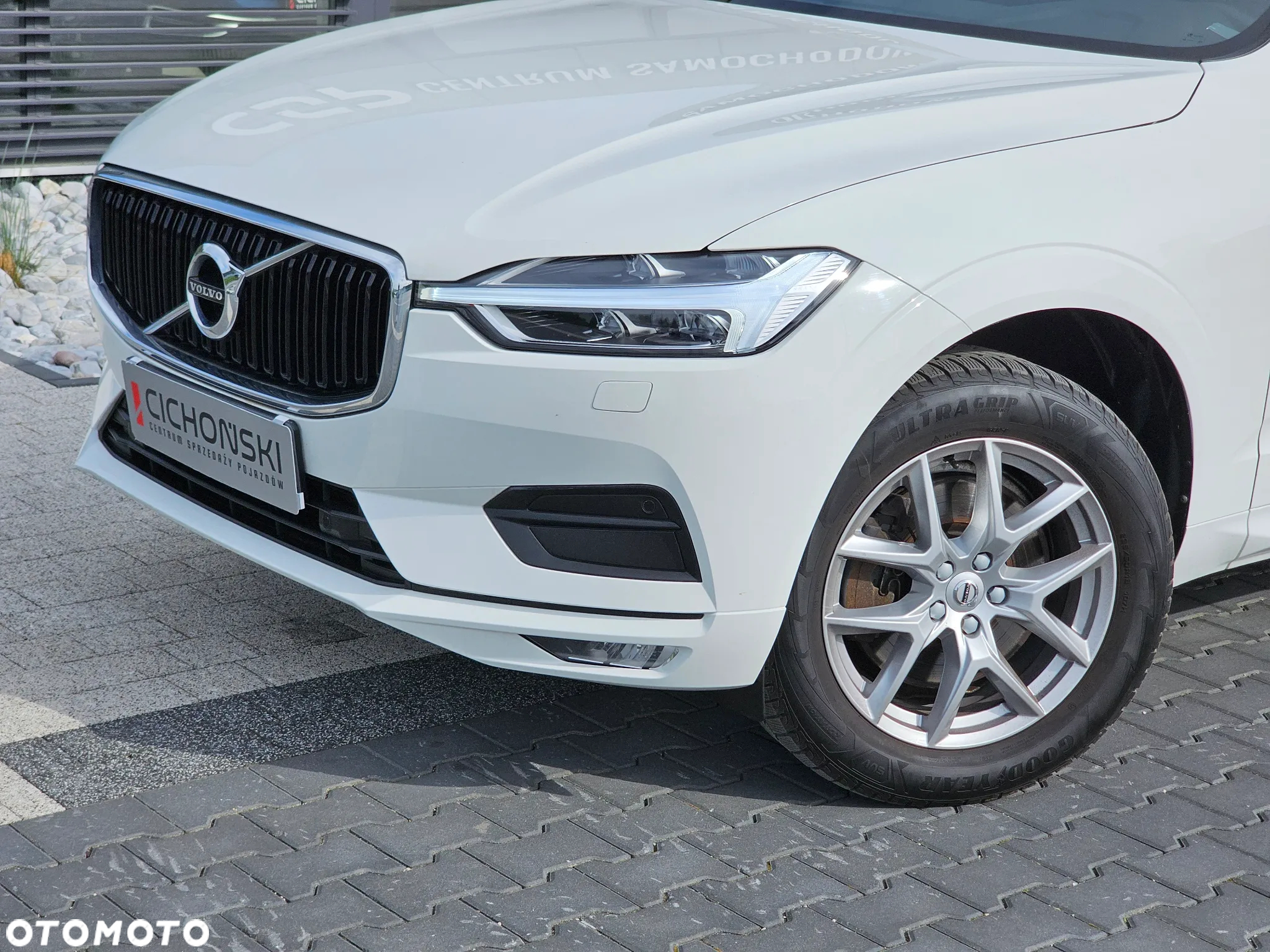 Volvo XC 60 D4 AWD Momentum - 10