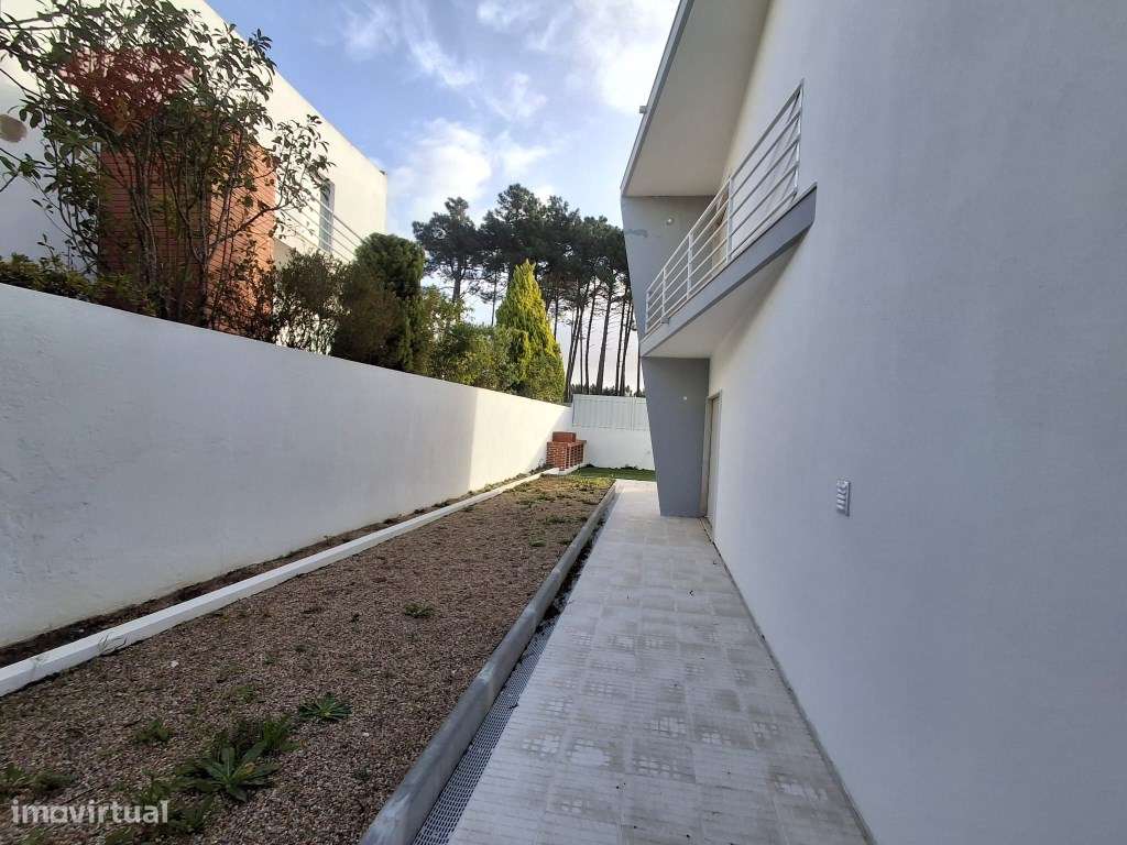 Moradia T4 à venda na Cotovia - Sesimbra-6