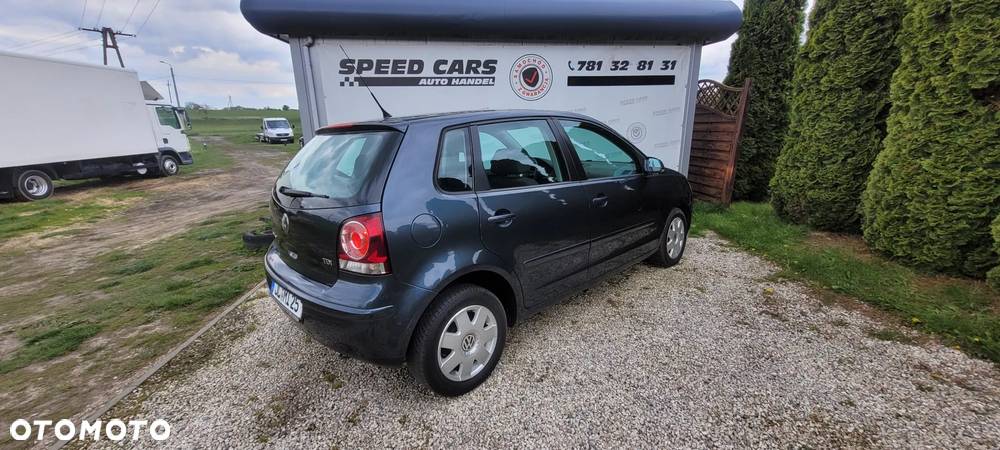 Volkswagen Polo 1.4 TDI Comfortline - 4