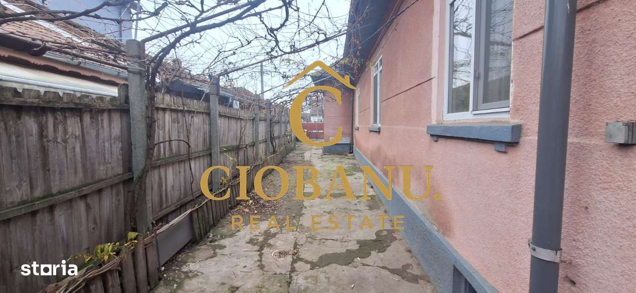 Casa de vanzare zona Campia Islaz-9