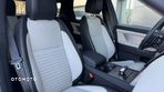 Land Rover Discovery Sport 2.0 P200 mHEV Dynamic SE - 18