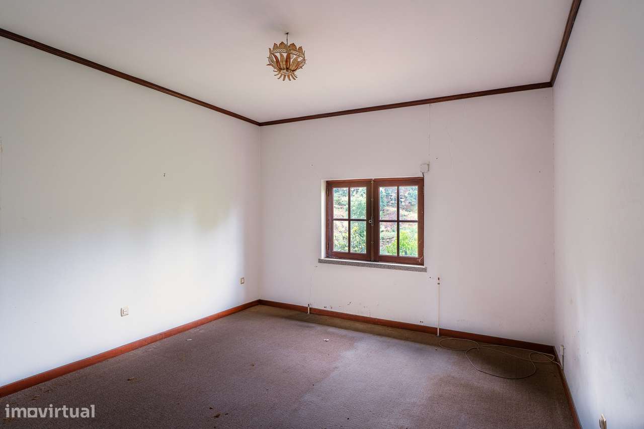 Quinta com 5,5 ha e Projecto Aprovado p/Hotel Rural 4 Estrelas - Viseu-15