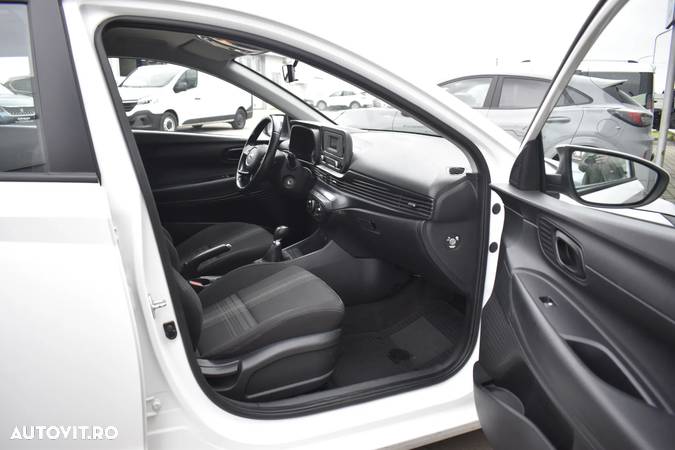 Hyundai i20 1.2 L 84CP 5DR Comfort - 37