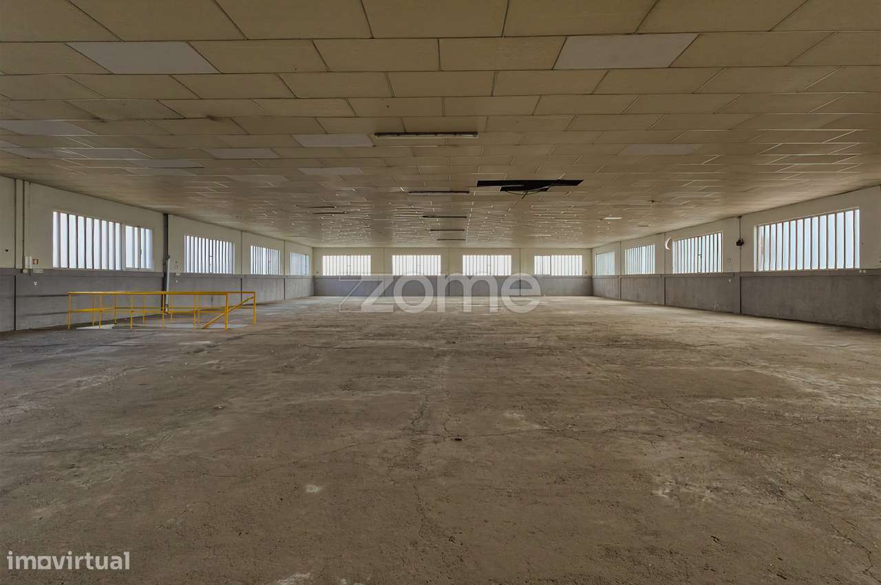 Armazéns de 1750m² c/ escritório e Potencial Habitacional em São Ro...-31