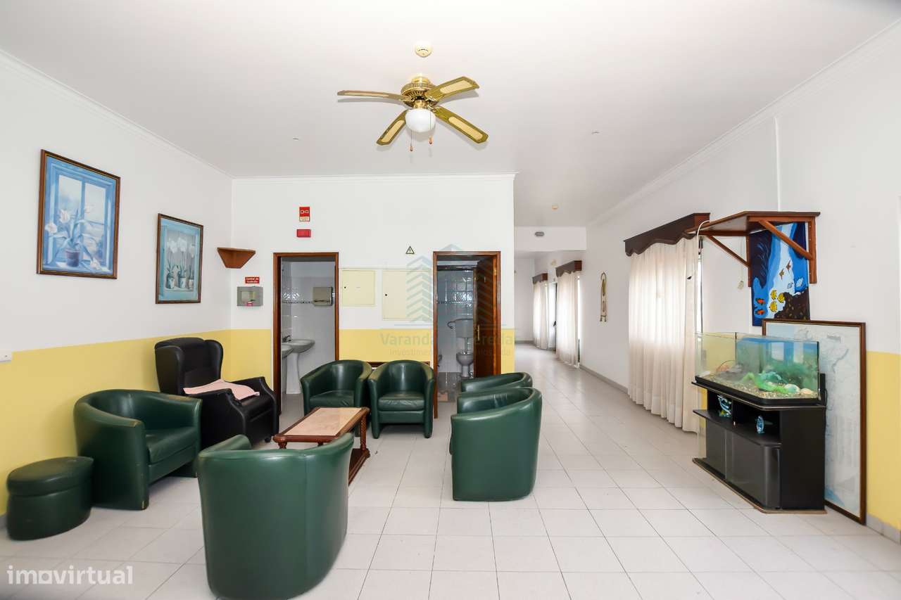 Residencial com 17 Quartos em Videla - Torres Novas-21