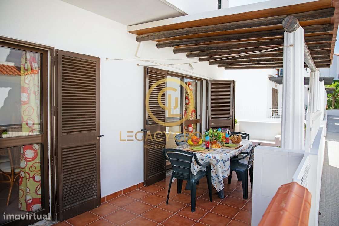 Exclusiva Moradia T3+1 mobilada, com 2 piscinas a apenas 5 minutos...-21