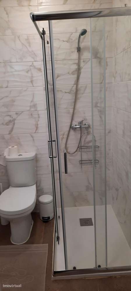 Quarto - localizado em Paranhos Porto - Grande imagem: 4/19