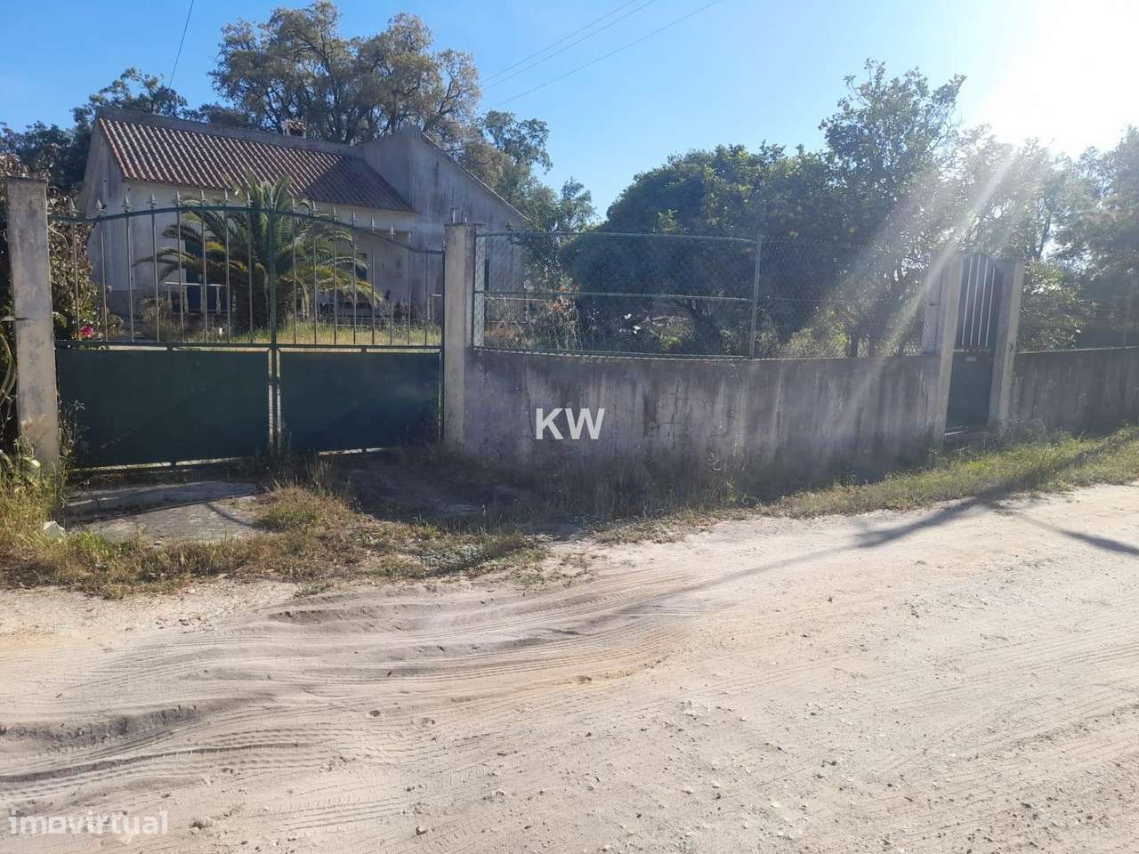 Terreno Rústico com 7.531m2, com benfeitoria, em Fernão Ferro. - Grande imagem: 5/11