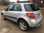 Suzuki SX4 1.9 DDiS 4WD GS / Premium - 4