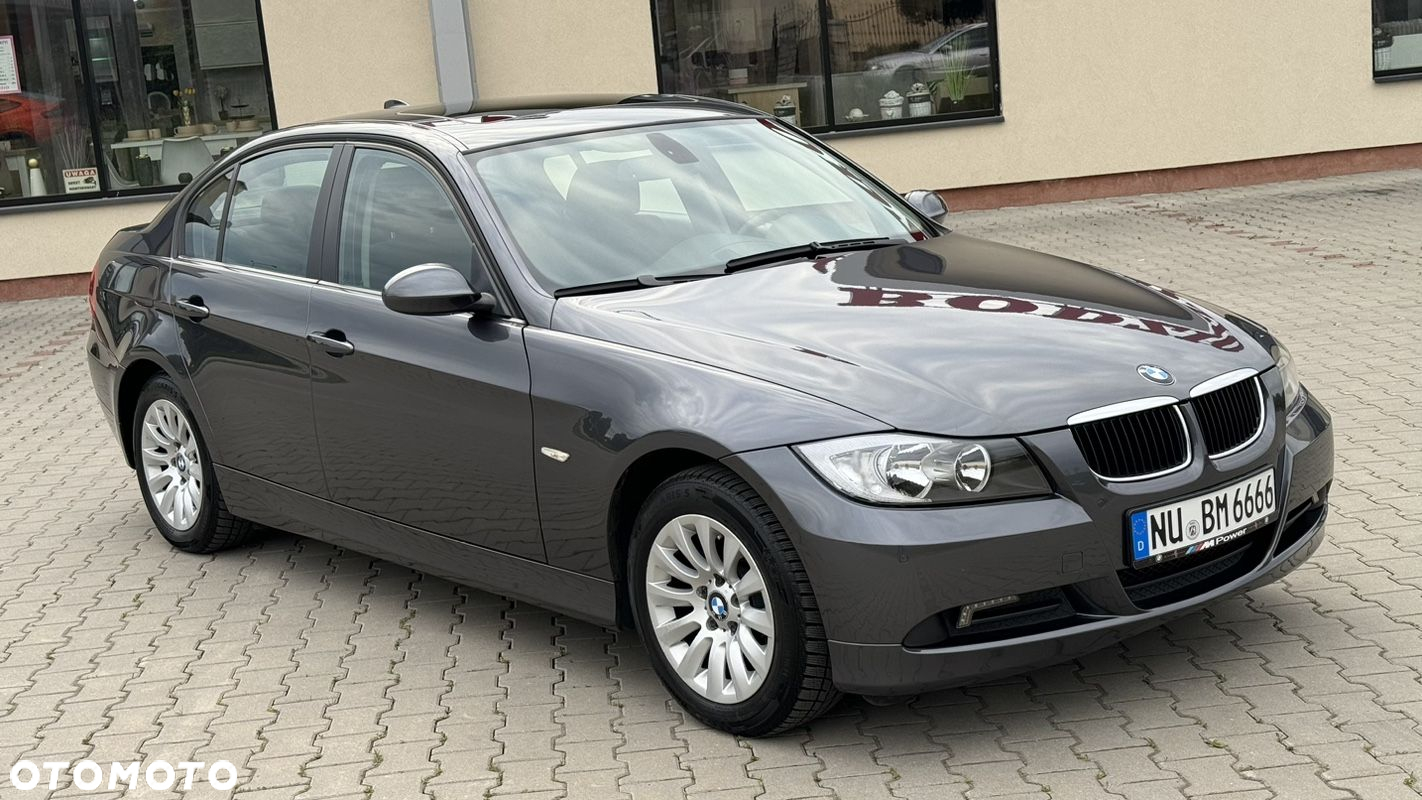 BMW Seria 3 318i - 2