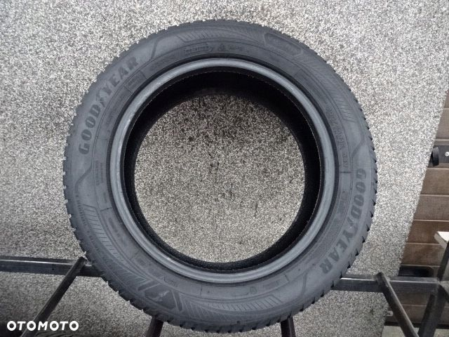 205/55/R16 94V GOODYEAR VECTOR 4 SEASONS GEN-3 - 7