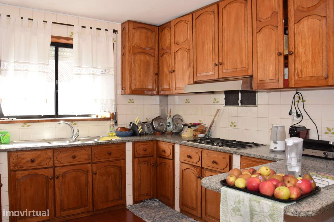 Moradia T6 (ou T4+T2) em Vila Nova de Gaia - Vilar do Paraíso-13