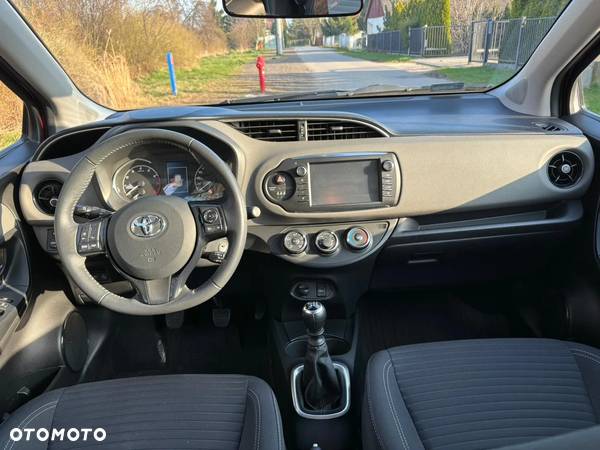 Toyota Yaris 1.5 Premium - 6