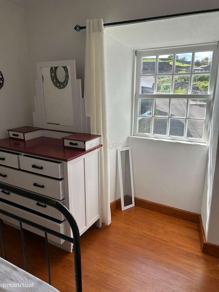Exelente  moradia T3 com Vista Mar em Piedade, Lajes do Pico-9