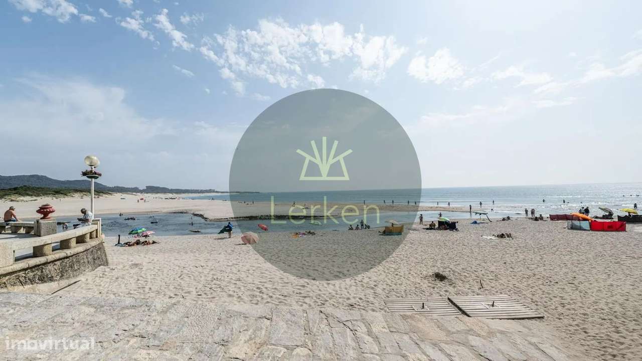 T2 remodelado  em frente á praia Vila Praia de Ancora-6