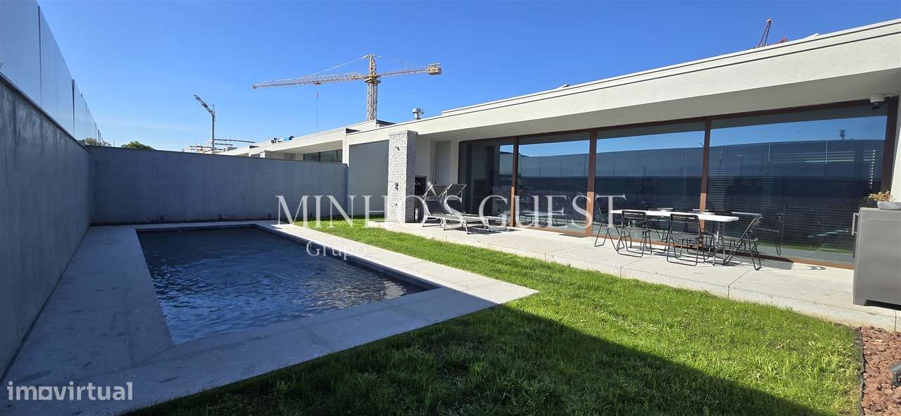 Moradias V3 em Condomínio de Luxo  – Palmeira-5