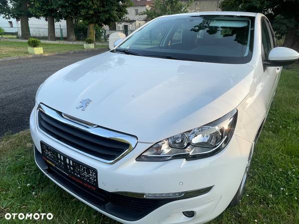 Peugeot 308 1.2 PureTech Allure S&S - 4