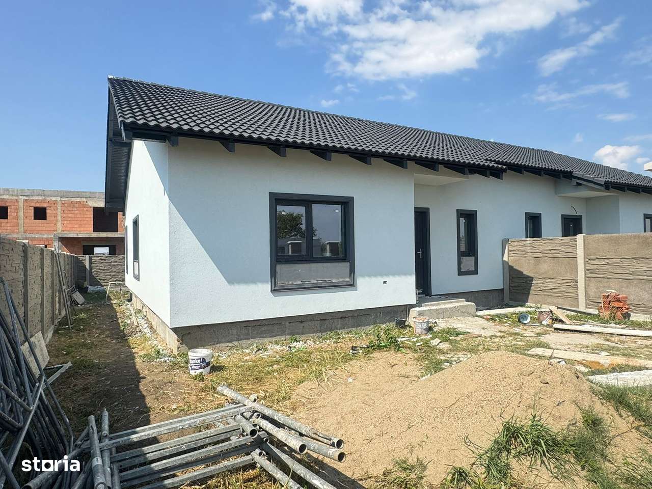 Duplex pe parter cu 3 camere 109.000 - Imagine principală: 3/9