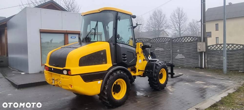 JCB 406 T4 - 7