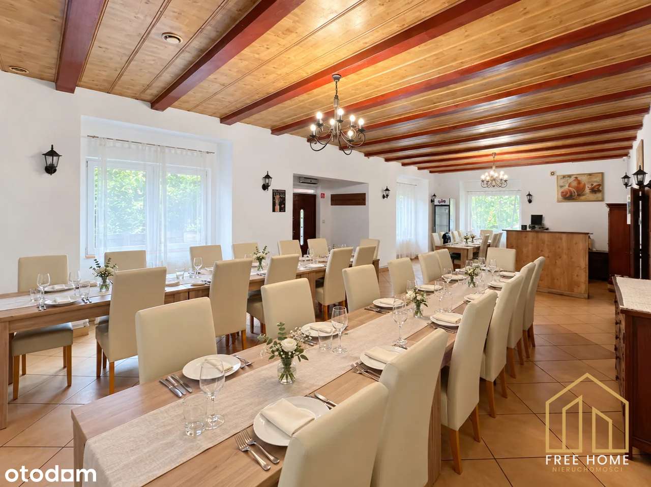 Kompleks Casablanca z restauracją i noclegami w Głogowie-5