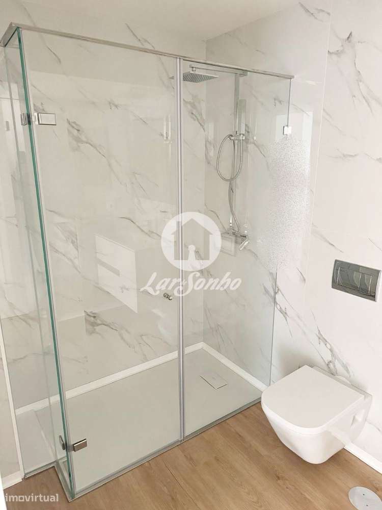 Apartamento T2 Como Novo no Centro da Póvoa de Varzim - Grande imagem: 4/21