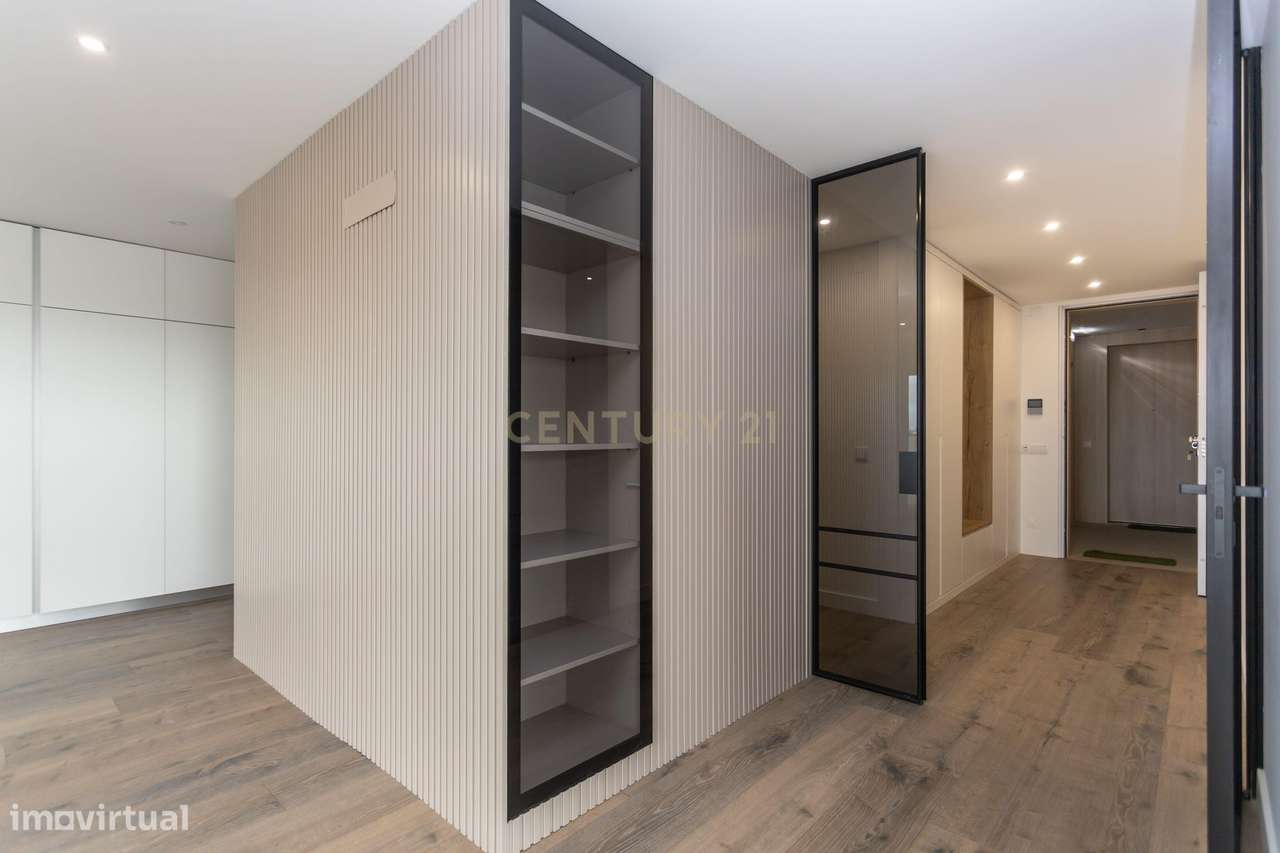 T3 de Luxo | 2.º Andar Direito | Varanda em L | Quinta do Desembargado-48