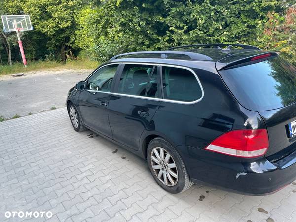 Volkswagen Golf V 1.9 TDI Comfortline - 1