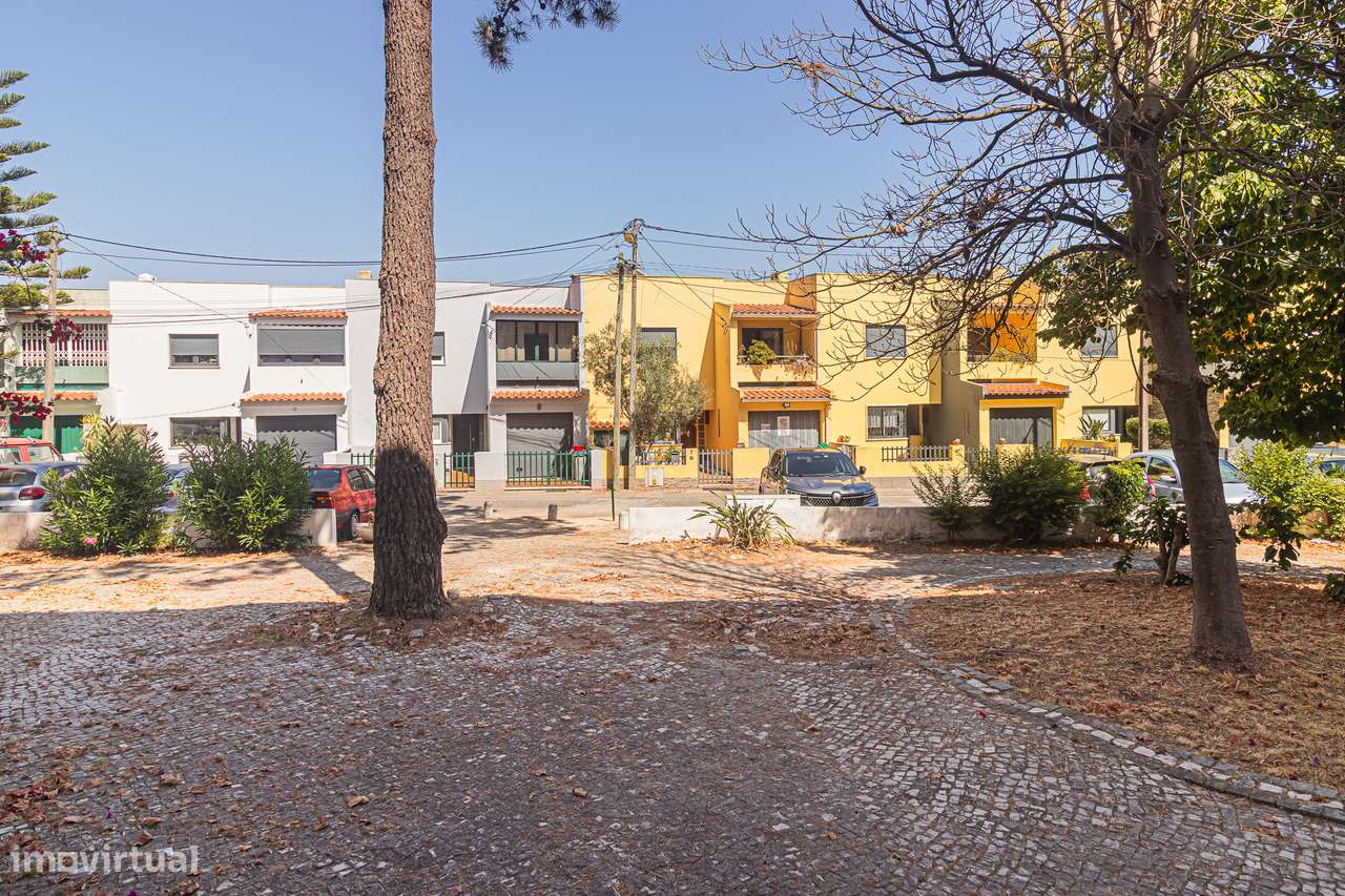 Apartamento T2 remodelado num RC na Marisol-28