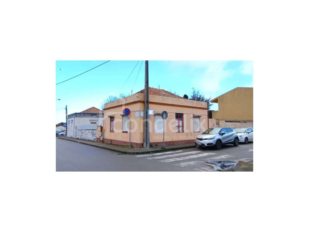 Moradia para recuperar em Matosinhos, com projeto aprovado-11