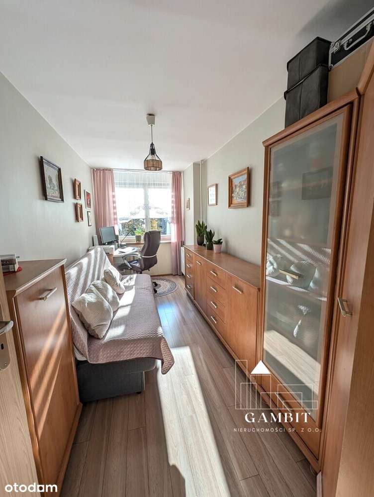 Interesujące, jasne i ustawne 3pok. loggia/piwnica-17