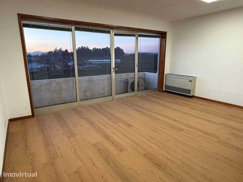 Escritório para arrendar - Grande imagem: 5/12