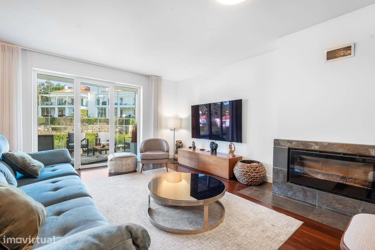 Apartamento T5 + 1 com piscina, Bairro da Martinha, Cascais-3