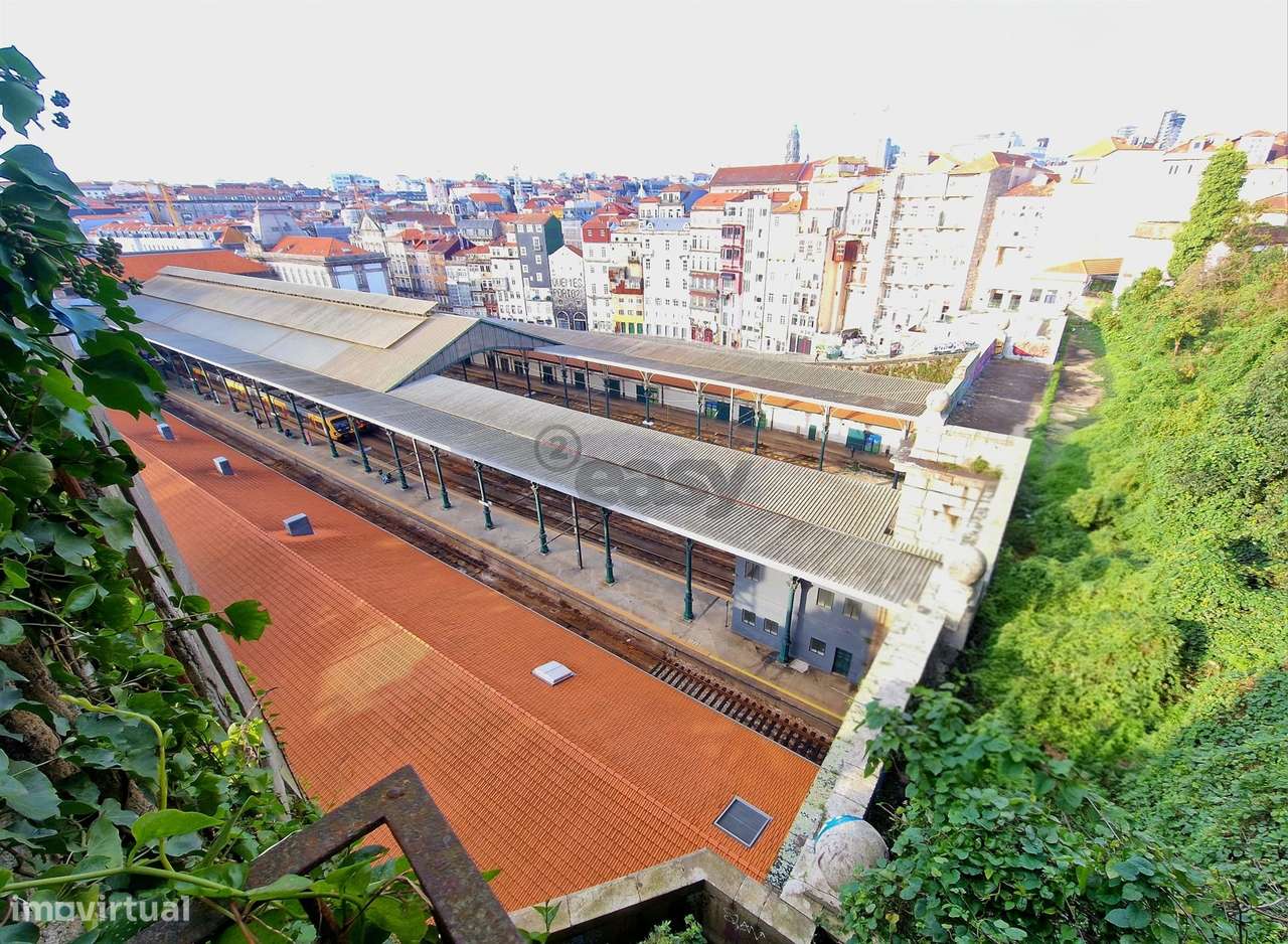 APARTAMENTO T1 COM LOGRADOURO DE 78M2-27