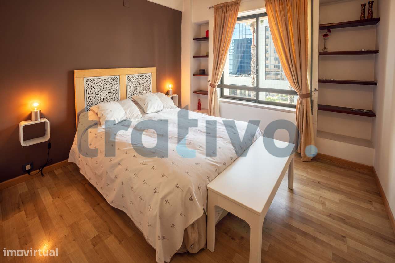 Vende-se apartamento T3 condomínio privado Rua Virgílio Correia Lisboa-15