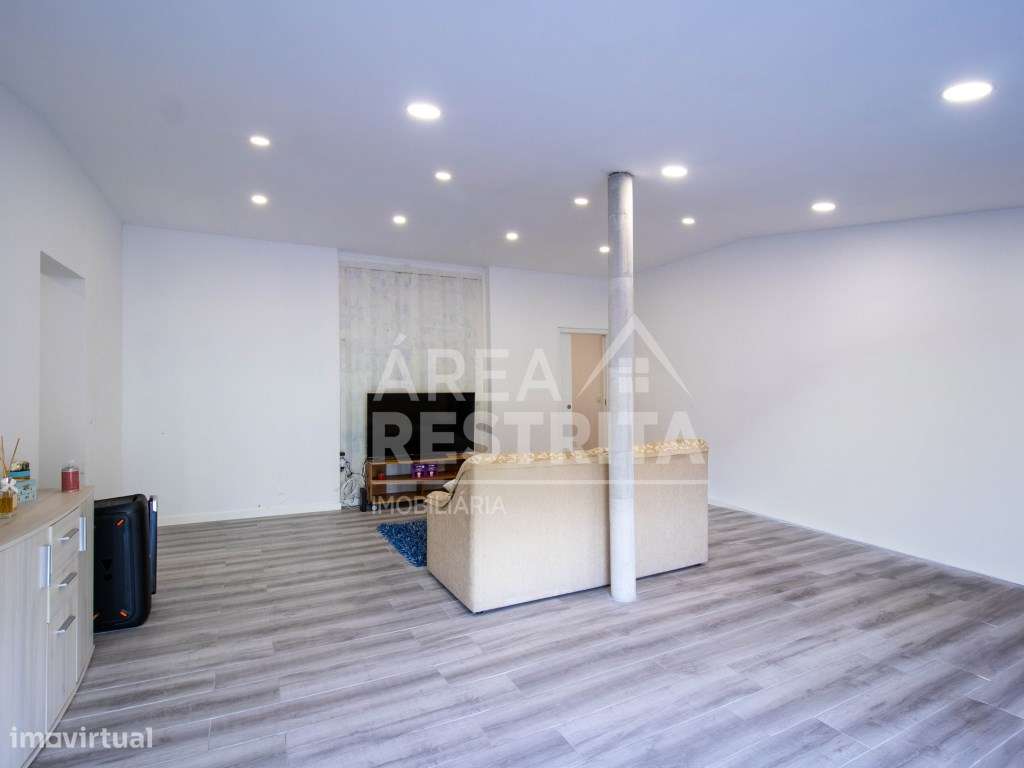 Moradia T2 térrea em Fernão Ferro Quinta da Lobateira - Grande imagem: 4/13