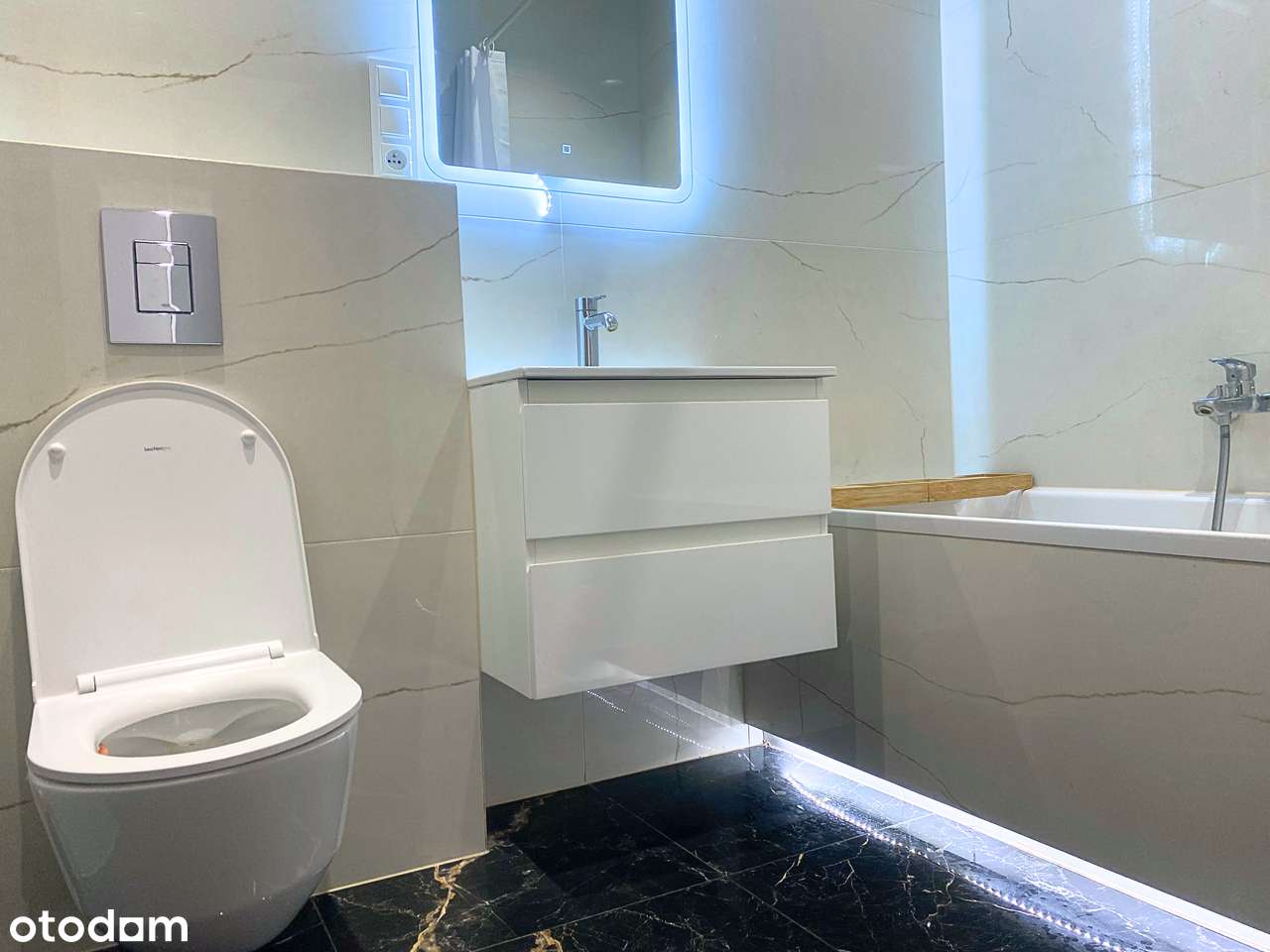 Dwustronne 2 pokoje na prestiżowym osiedlu. 5 min piechotą do metra!-6