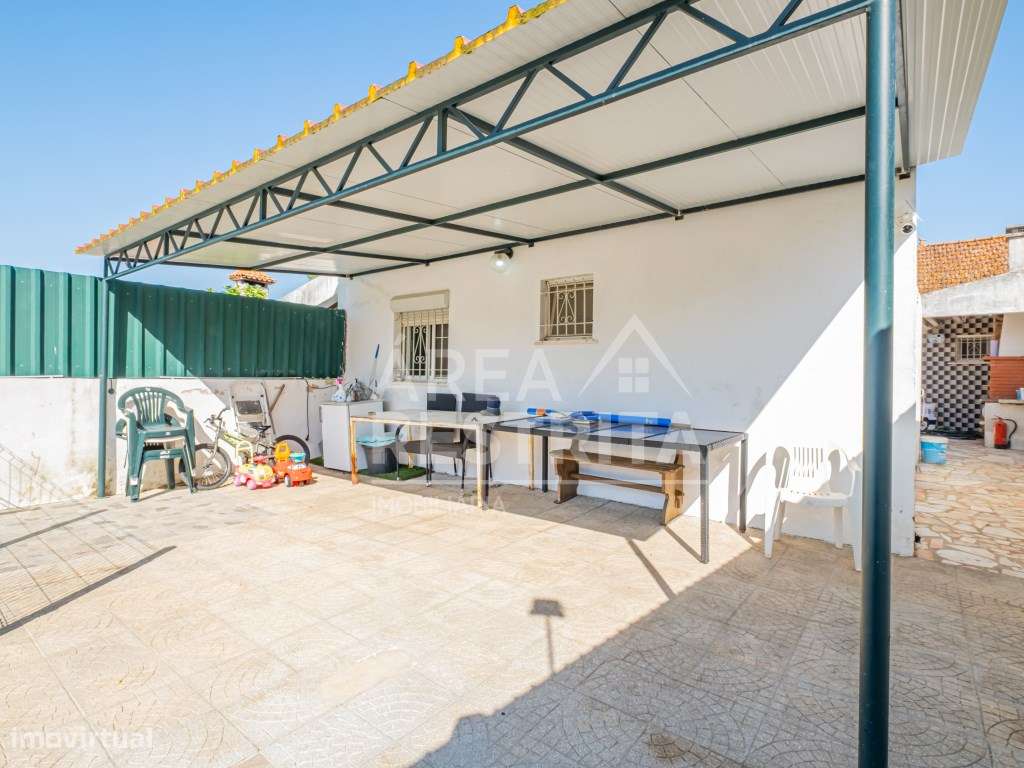 MORADIA GEMINADA T3+1 EM PLENA SERRA DA ARRABIDA - AZEITÃO-49